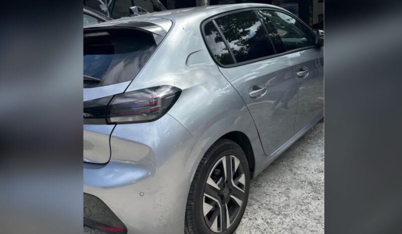 
								Peugeot 208 d’occasion à Saint-Pierre – Réunion full									