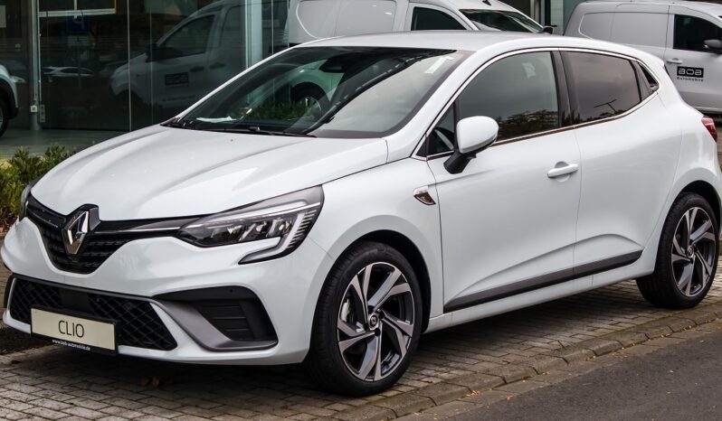 Renault Clio d'occasion à Sainte-Suzanne