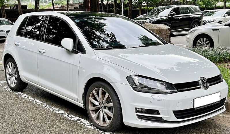 Volkswagen Golf occasion L’Étang-Salé