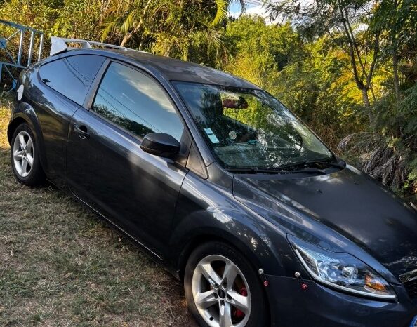 
								Ford Focus d’occasion à Saint-Paul – Réunion 97460 full									