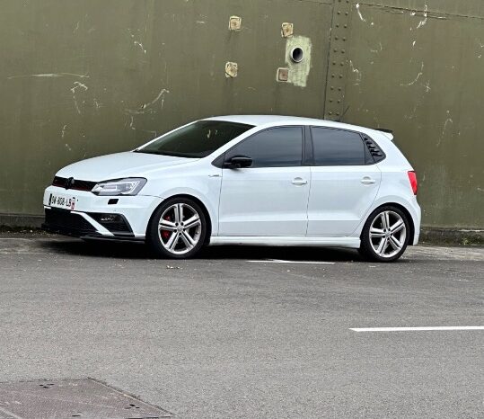 Volkswagen Polo occasion à Saint-Pierre